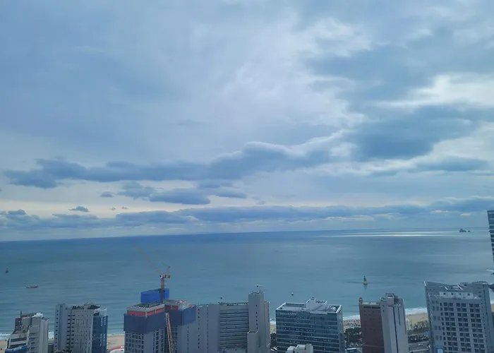 Haeundae Wide Ocean View & 4*